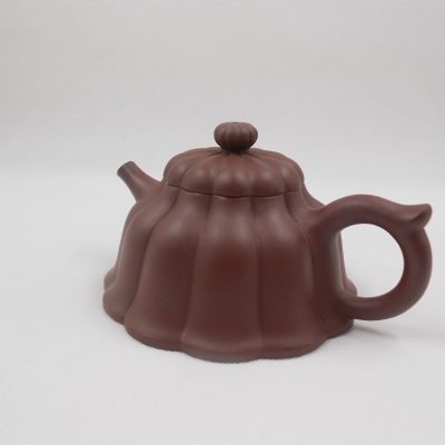 Straight Spout Chrysanthemum Purple clay teapot