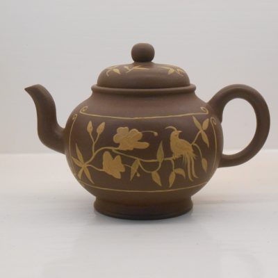 Round Yixing teapot with Clay decoration