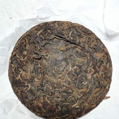 Unique Old tea tree Pu erh tea cake Year 2005