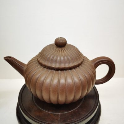 Perfectly shaped Chrysanthemum Purple clay teapot
