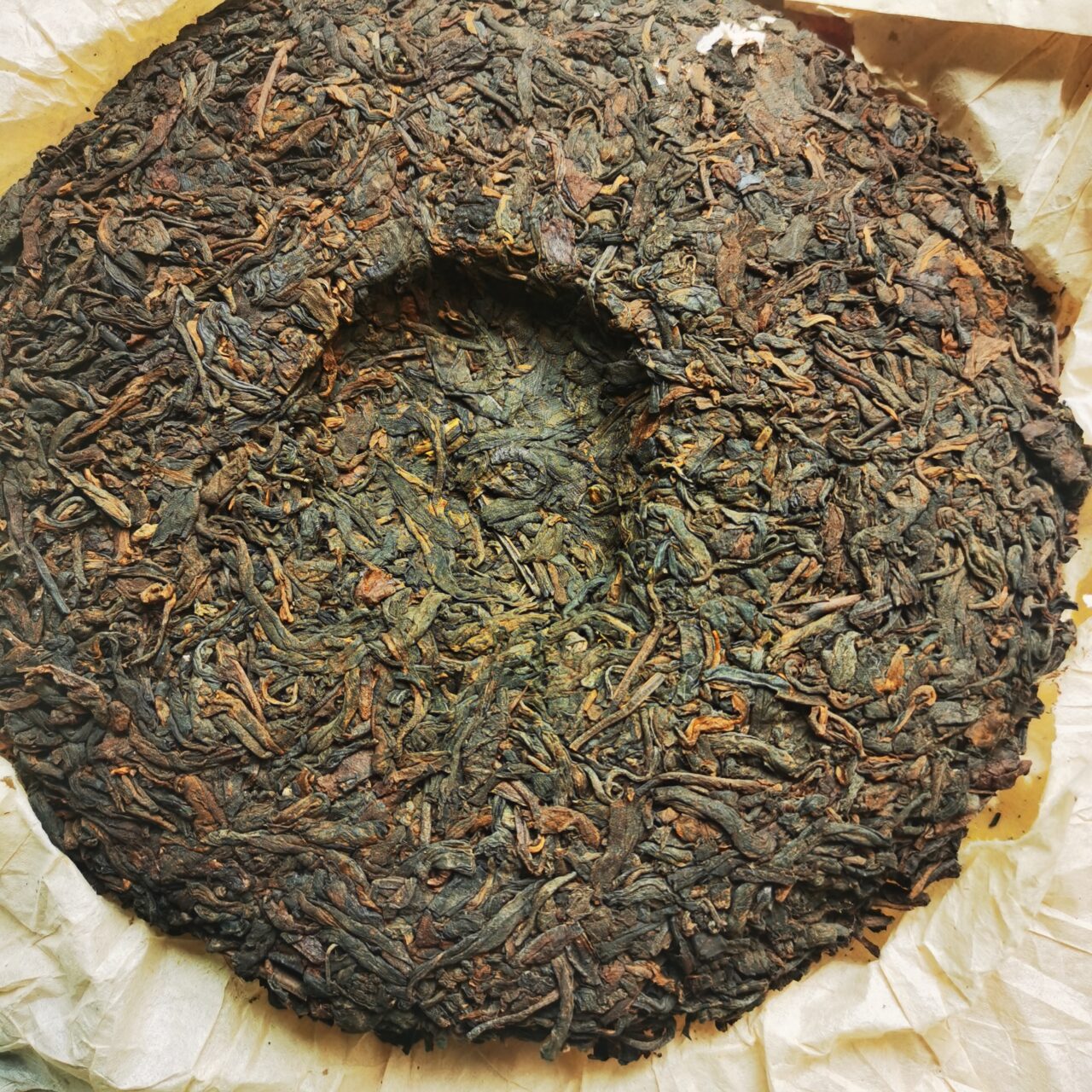 90s Aged Ripe Tea Cake (Menghai Tea Factory)