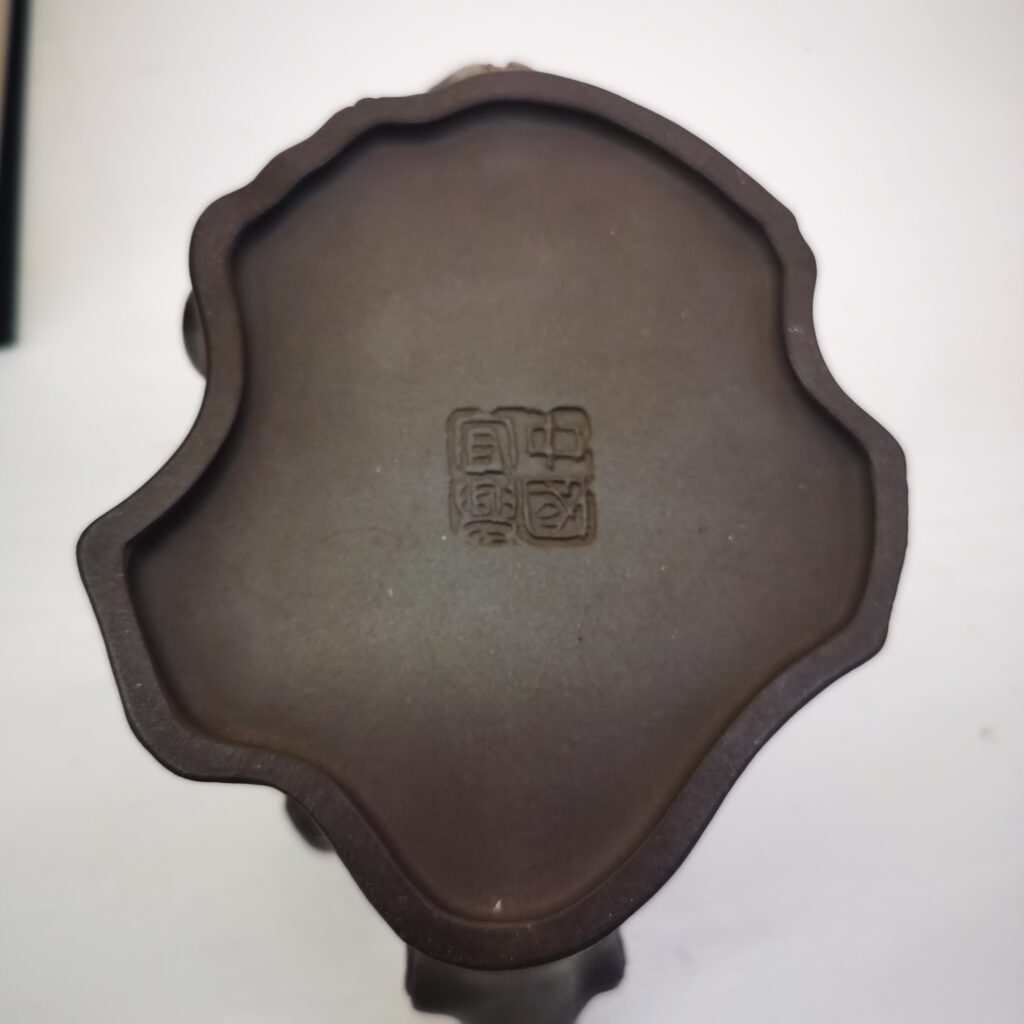 Authentic Yixing Teapots and teas for collectors