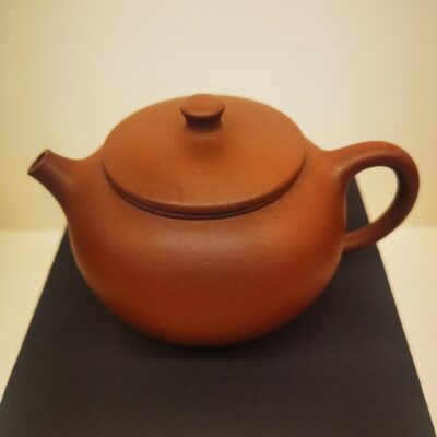 Purple Clay Round Teapot 紫泥圆珠壶