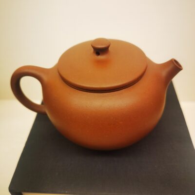 Purple Clay Round Teapot 紫泥圆珠壶