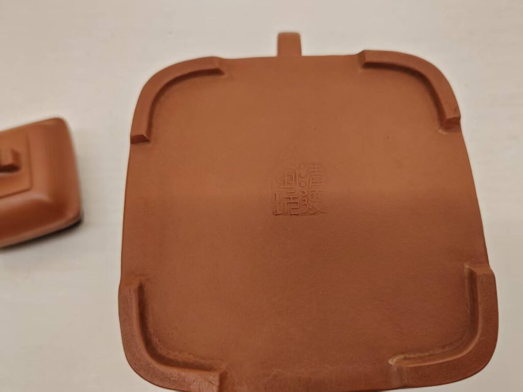 Authentic Yixing Teapots and teas for collectors